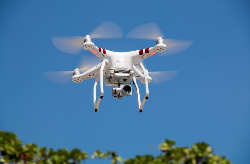 Delivery de comida por Drone: em primeiro teste realizado, trajeto reduz de 12 para 2 minutos.