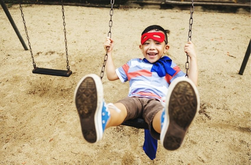 Como lidar com o barulho de crianças no condomínio?