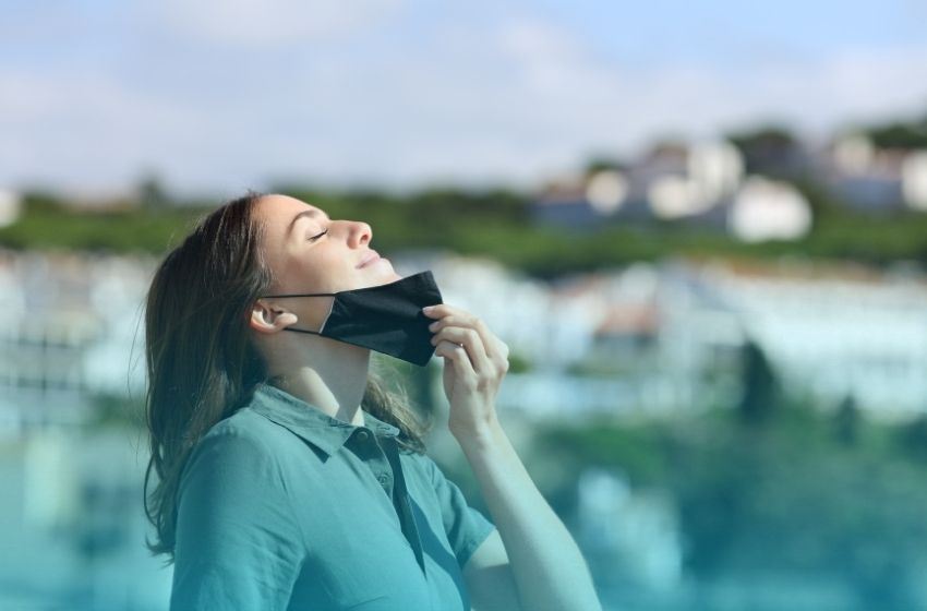  Condomínio: uso de máscaras pode ser liberado em áreas abertas.