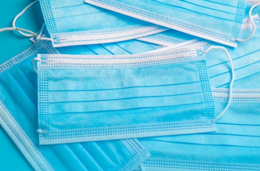 Flexibilização: empresas e condomínios podem exigir uso de máscara?