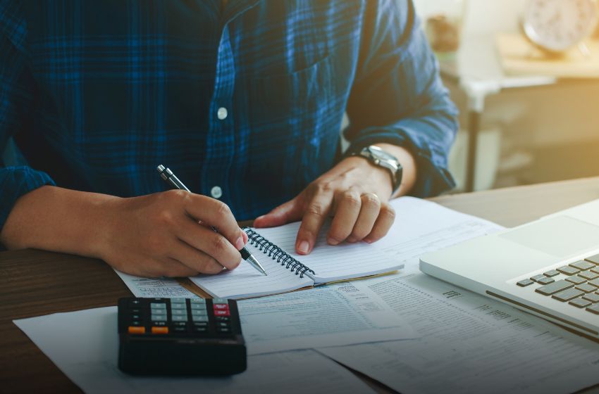 Confira como montar a lista de inadimplentes do condomínio.